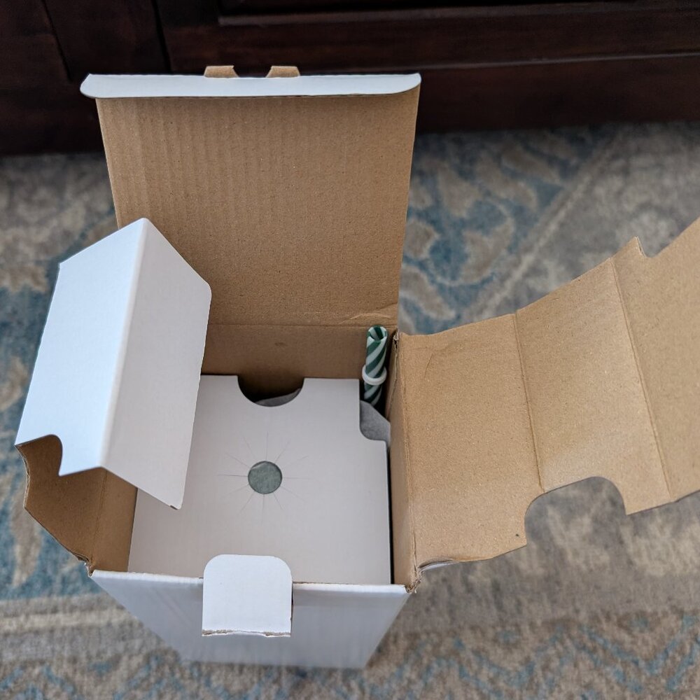 STARBUCKS Bearista Bear Glass Tumbler Cold Cup With Straw Holiday 2026 - Picture 3 of 14